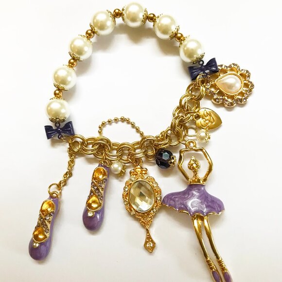Betsey Johnson Ballet Dancer Bead Pendant Bracelet - Picture 1 of 2